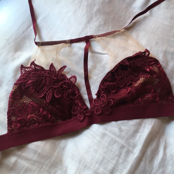 Floral Lingerie Set - Picture 2 of 5